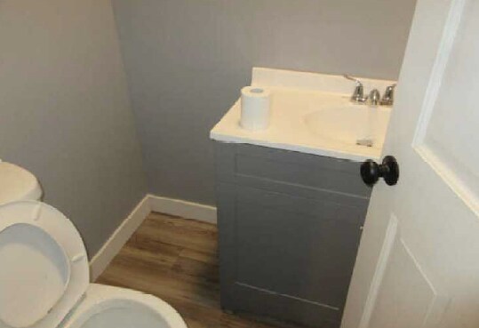 Building Photo - 639 Dunn Cir