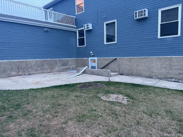 Building Photo - 192 S Long Beach Rd