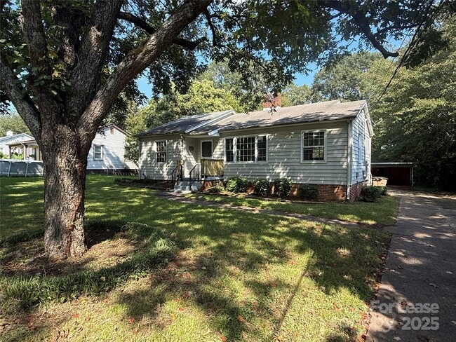 Primary Photo - 505 Franklin Ave