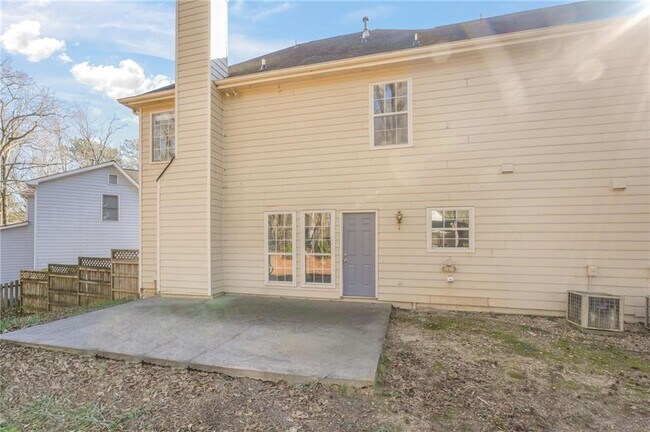 Building Photo - 812 Pinder Point Ct