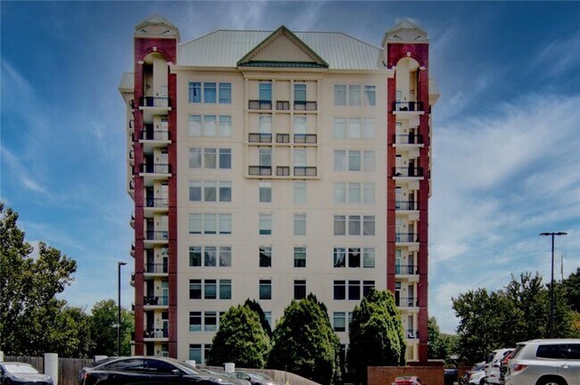 Building Photo - 3820 Roswell Rd NE