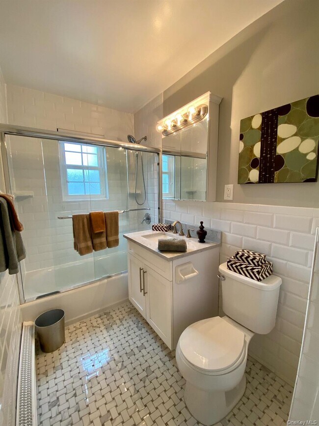 Building Photo - 425 Terrace Rd