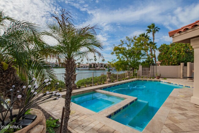 Building Photo - 10113 N 103rd St