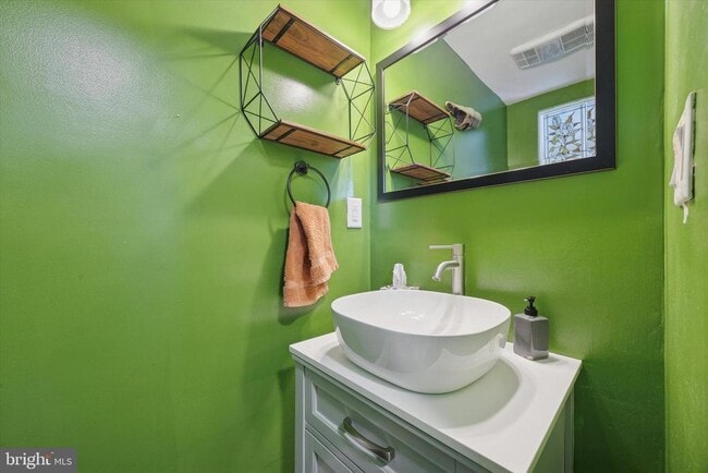 Building Photo - 74 Drexel Ave