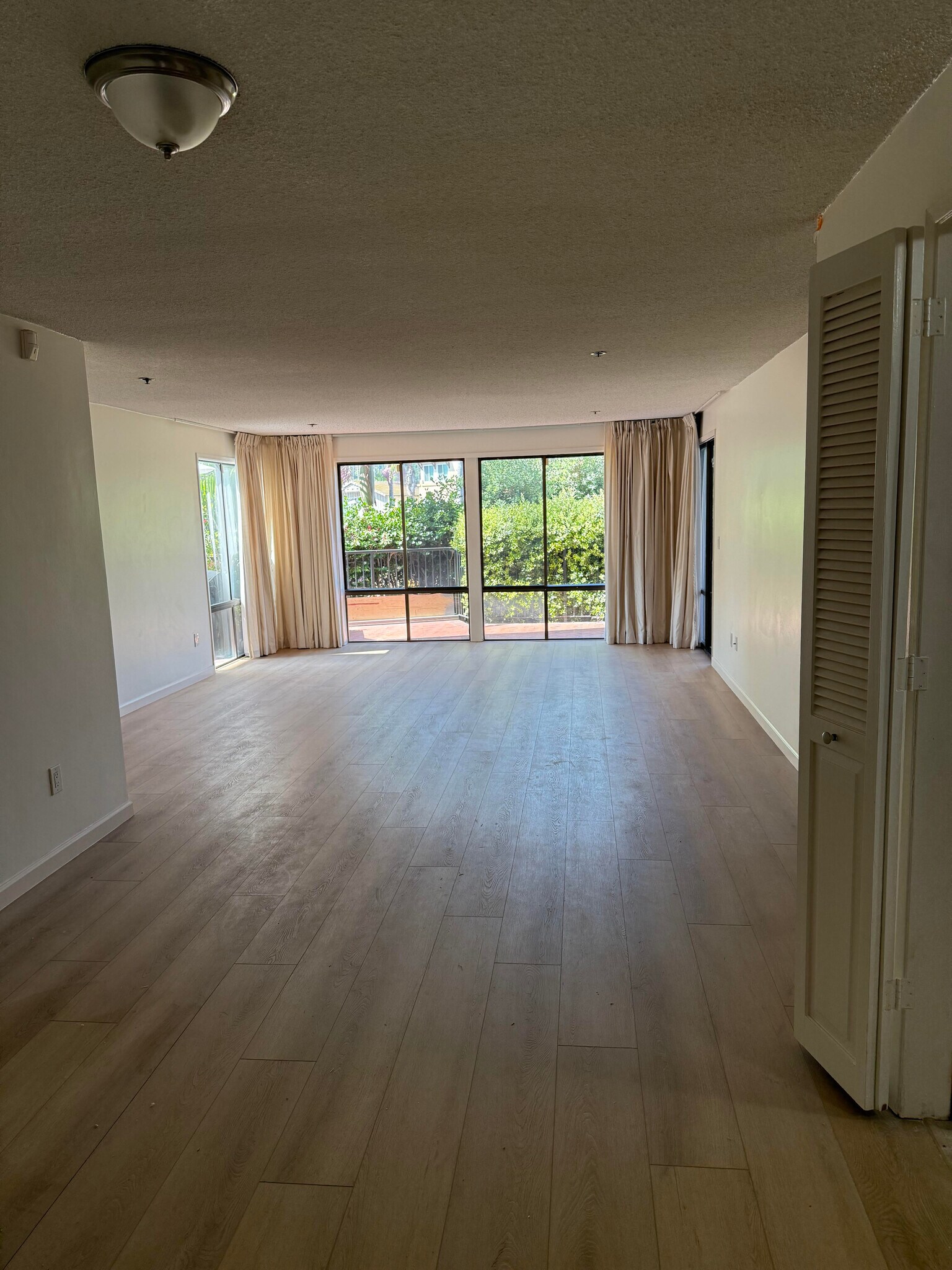 Living Room - 2130 Vallecitos
