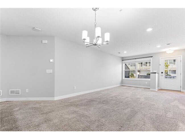 Building Photo - Spacious 3BR Townhome with Loft & Attached 2-Car Garage - Available NOW!
