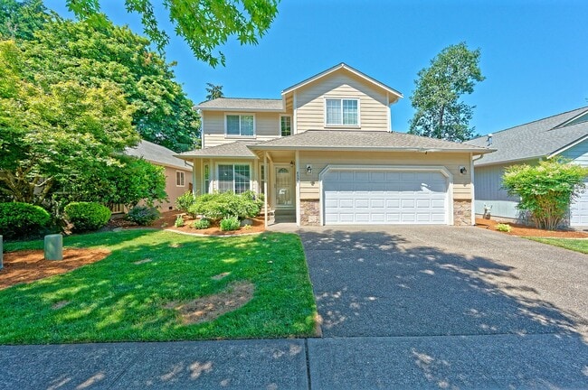 Building Photo - 4 Bedroom Home
