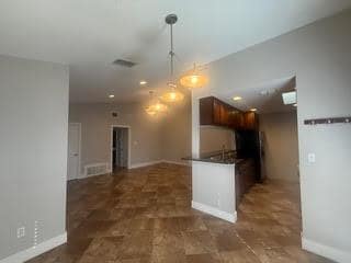 Building Photo - 2604 W 8th St