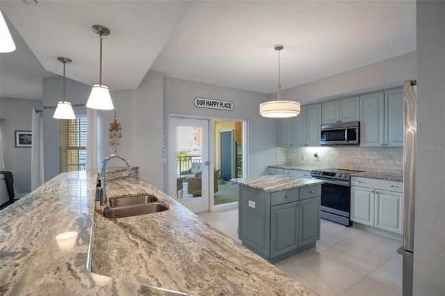 Building Photo - 14041 Bellagio Way