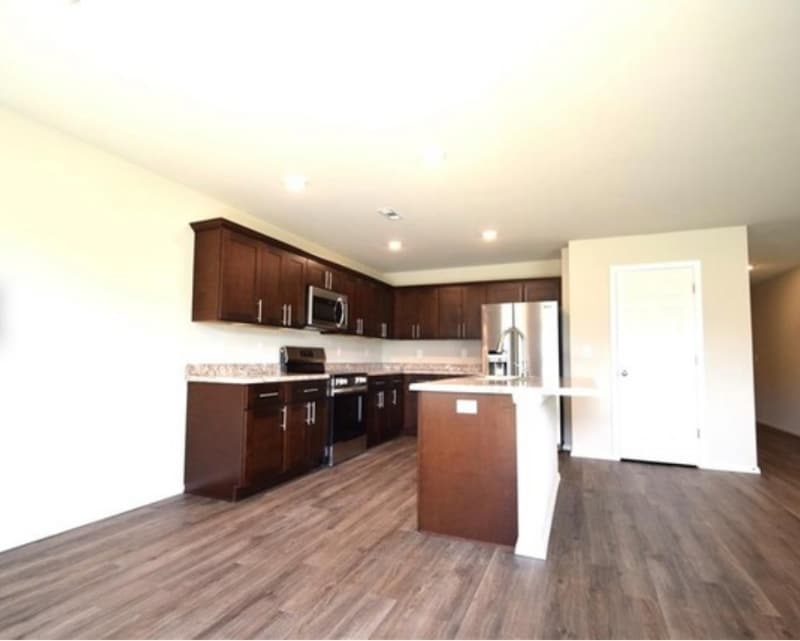 Building Photo - 2903 W McLaren Dr