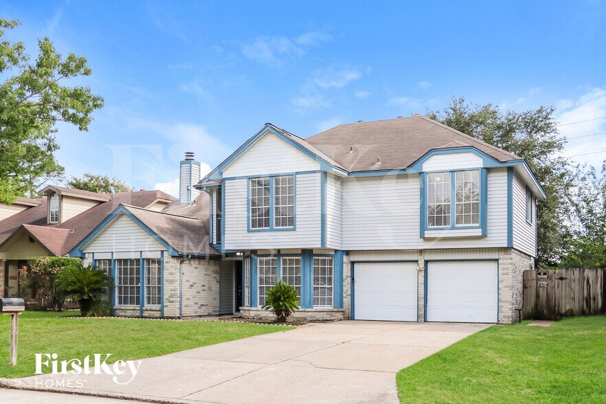 Building Photo - 9631 Orangevale Dr