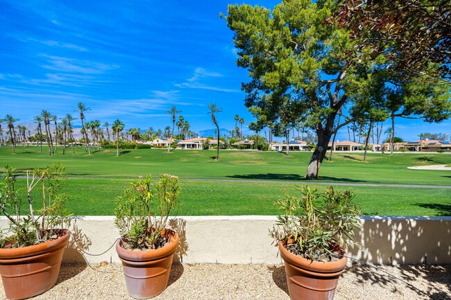 Building Photo - 44825 Guadalupe Dr