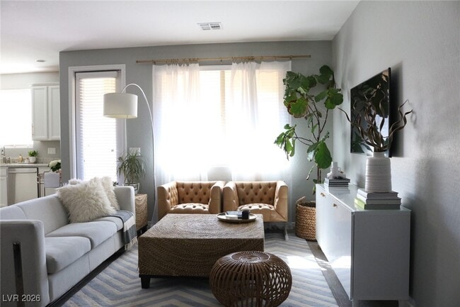 Building Photo - 12457 Loggeta Way