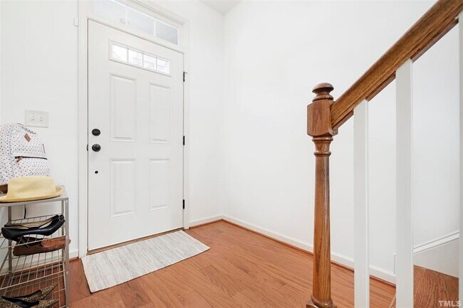 Building Photo - 7921 Dukes Dynasty Dr