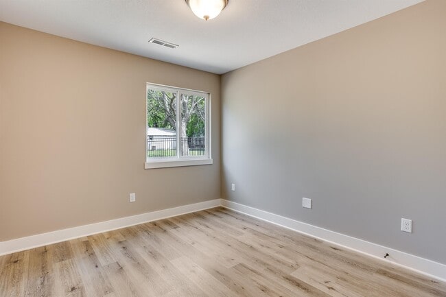 Building Photo - 4415 N Sandplum St
