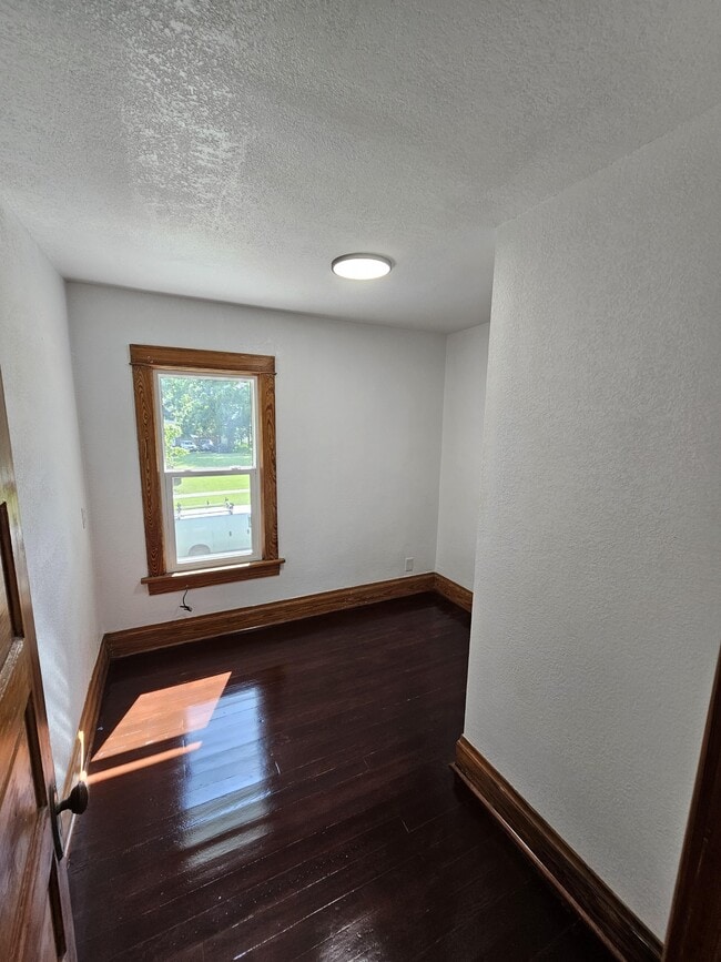 Building Photo - 311 Locust St