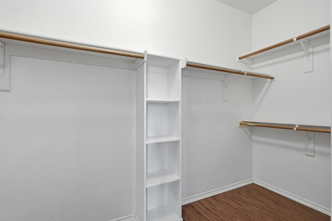 Building Photo - 1113 Beaverwood Ln