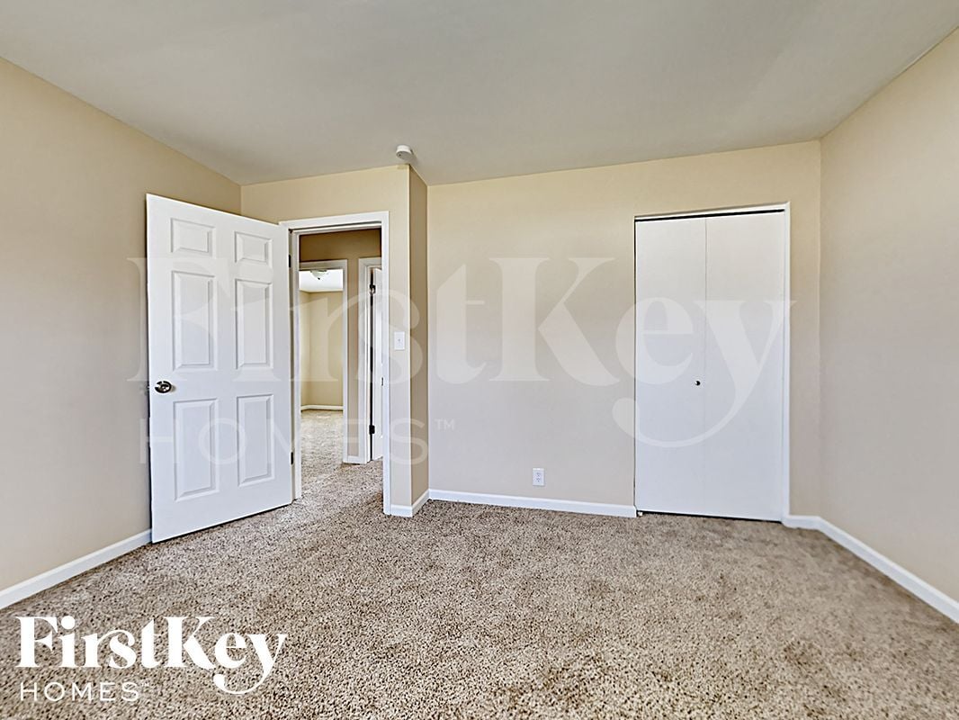 Building Photo - 8920 Woody Trail