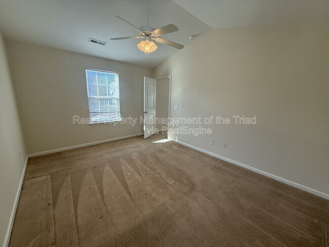 Building Photo - 2318 Deerbrook Forest Ln