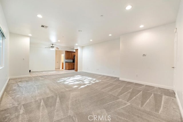 Building Photo - 637 N Fairview St