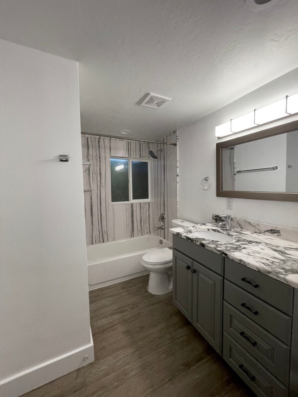 Building Photo - 11817 S Hidden Valley Dr