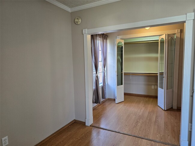 Building Photo - 16726 David Glen Dr