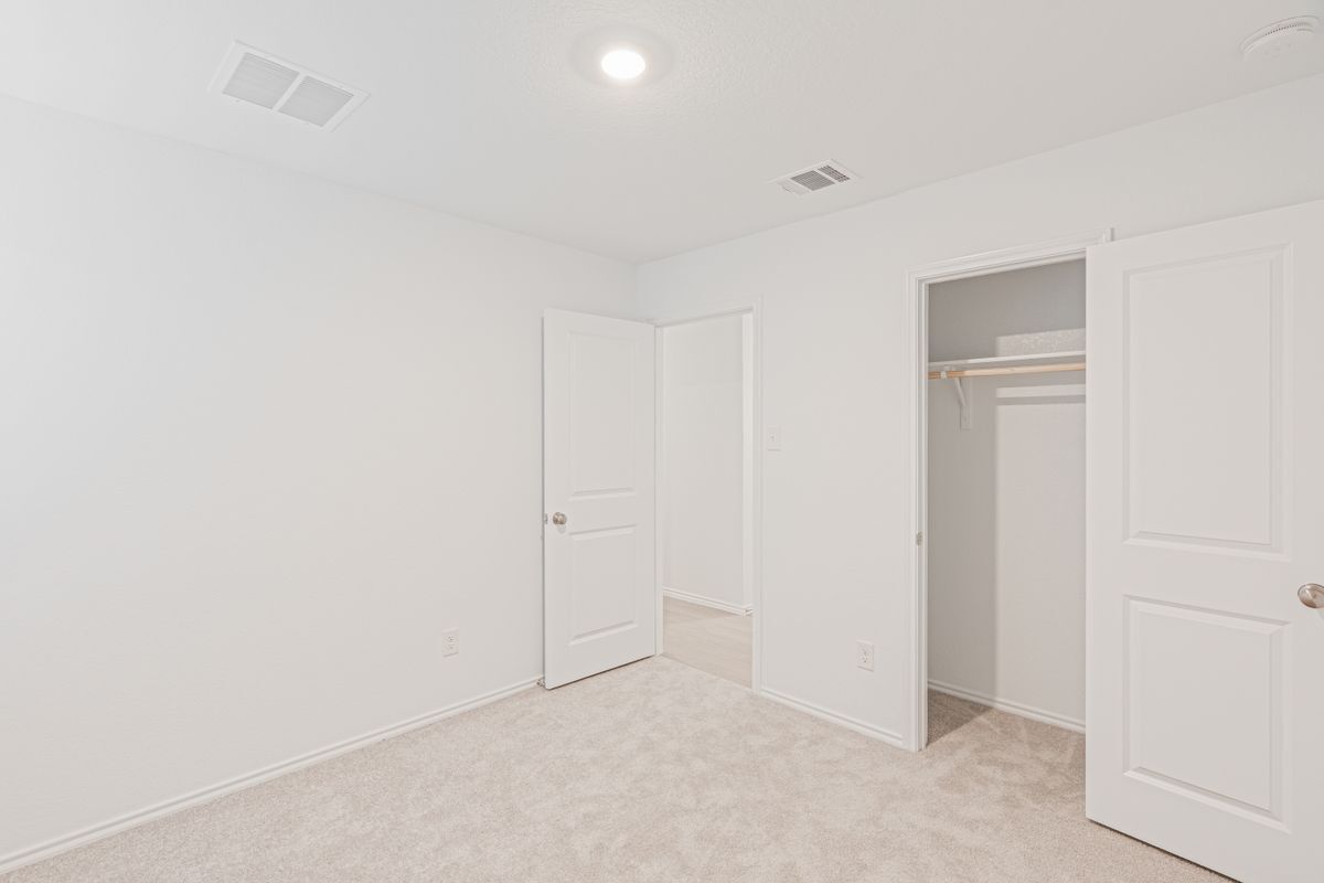 Building Photo - 117 Dark Victory Rd