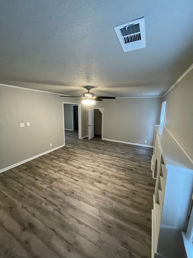 Building Photo - Remodeled 2 Bed, 1 Bath Home in Fort Smith