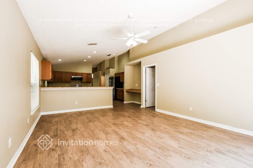 Building Photo - 2479 Merry Rd
