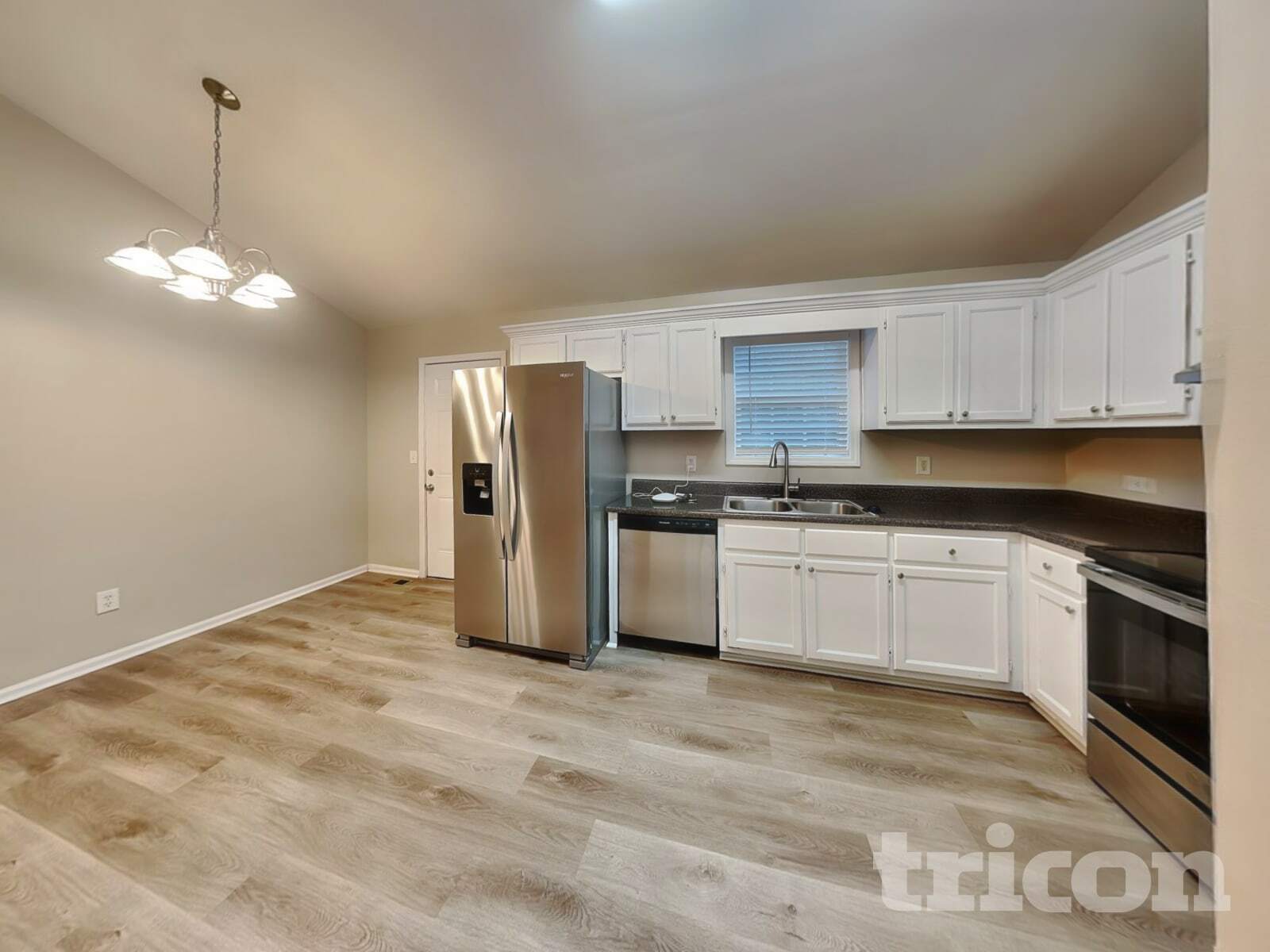 Building Photo - 210 Kennedy Dr