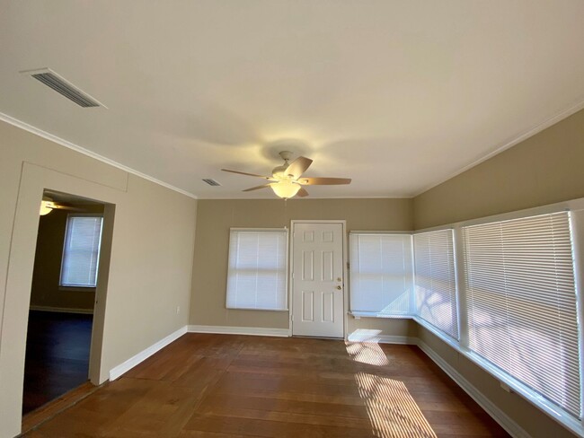Building Photo - South Highlands Bungalow for Lease | 71104...