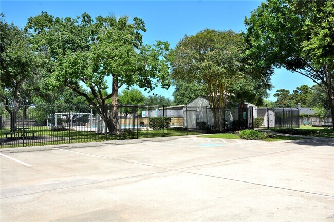Building Photo - 5414 Quail Tree Ln