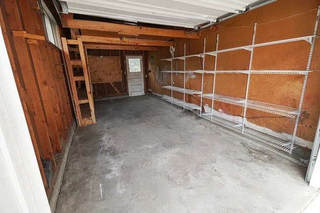 Building Photo - 3025 W Saratoga Ave