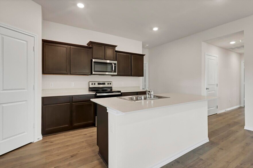 Building Photo - 3428 Sweetwater Way