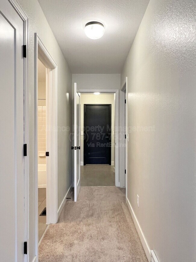 Building Photo - 7365 Cotton Dr