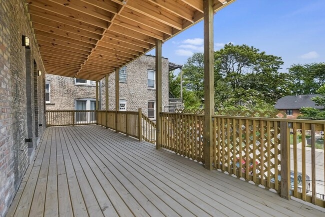 Building Photo - 1311 N Rockwell St