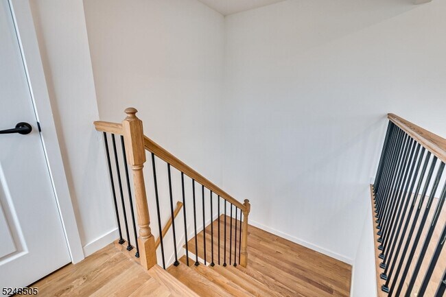 Building Photo - 708 Seaport Dr.