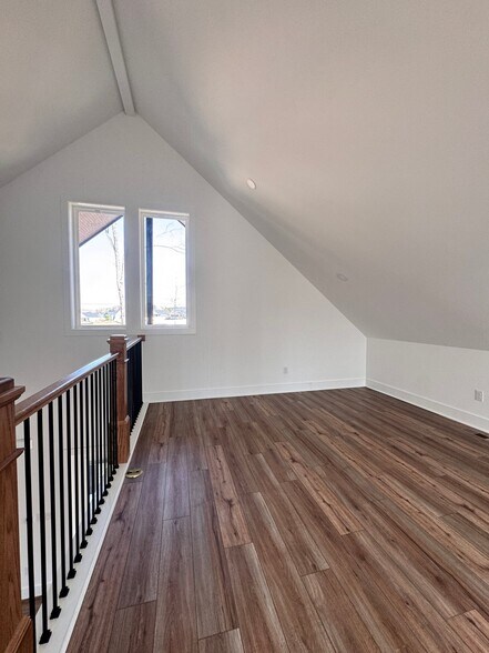 Building Photo - 424 Fowler Rd