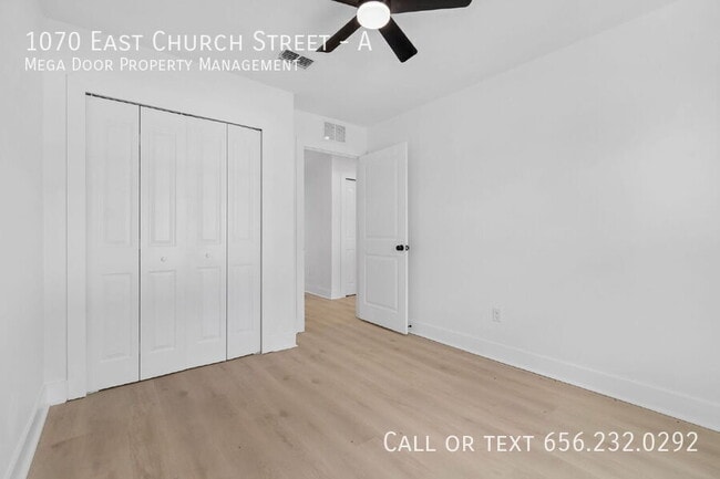 Building Photo - 1070 E Church St