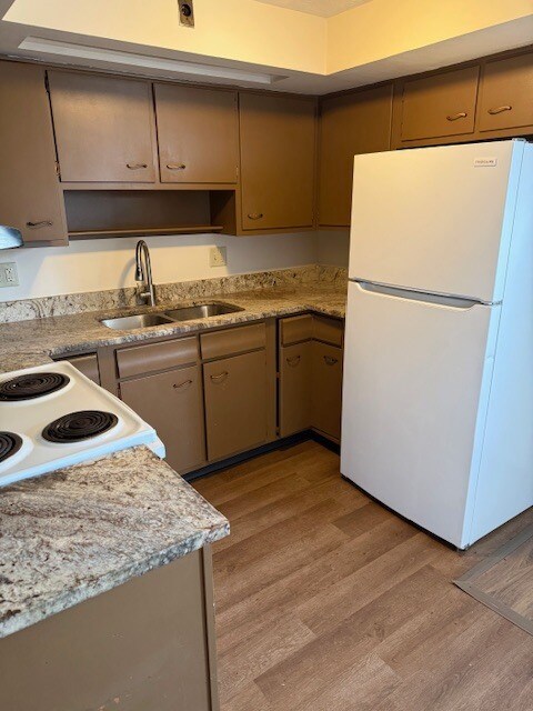 Building Photo - 3445 Beachworth Dr