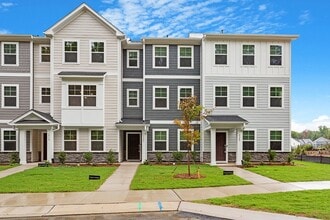 Building Photo - Furnished 3 Bedroom 3 Bath Townhome Wake Forest