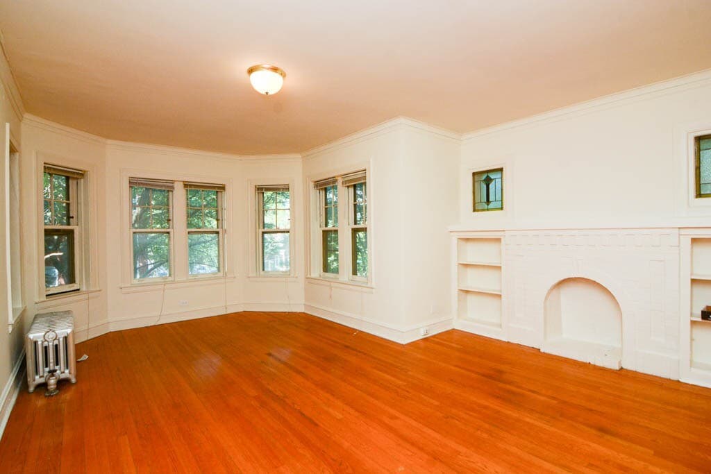 Building Photo - 4873 N Talman Ave