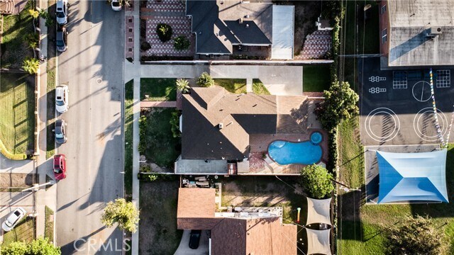 Building Photo - 623 N Nora Ave