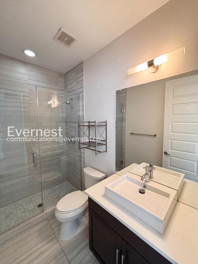 Building Photo - 3 Bed, 3 Bath Home with Garage / Available Soon!
