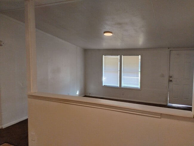 Building Photo - 121 Whiteface Dr