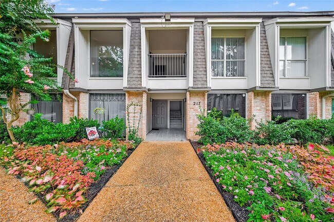 Primary Photo - 12633 Memorial Dr