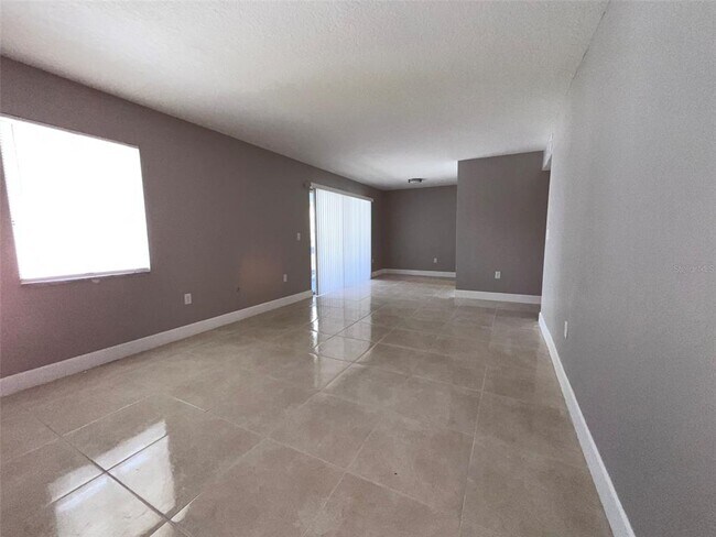 Building Photo - 4711 S Texas Ave