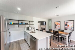 Building Photo - 7210 Cloverfield Ln
