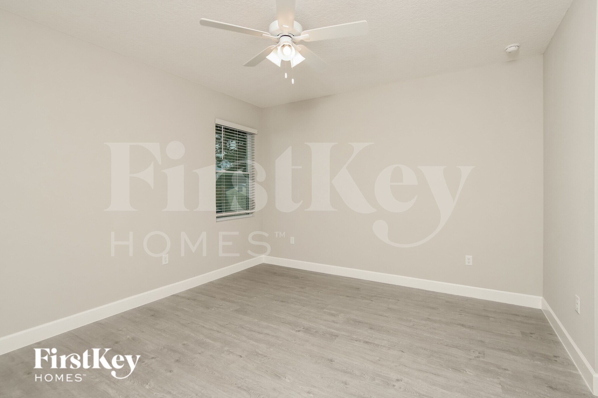 Building Photo - 1157 Palo Alto St SE