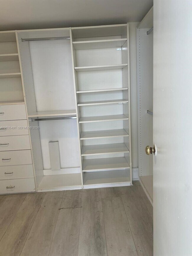 Building Photo - 11111 Biscayne Blvd